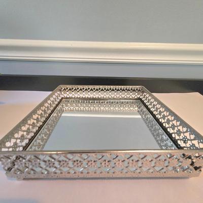 LOT 116H: Vanity Set Including Makeup Mirror, Two Mirror Trays, and More