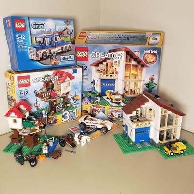 LOT 123B: Lego Creator Family House, Tree House, Tow Truck & Car