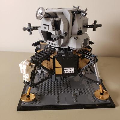 LOT 124B: Lego NASA Apollo 11, Ninjago, Birds & More