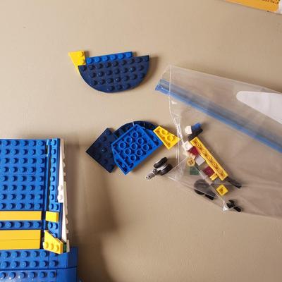 LOT 128B: Lego Creator Thunder Wings, Aviation Adventures & Lego Movie Sets Bad Cop's Pursuit & MetalBeard's Duel