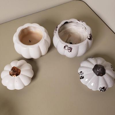 LOT 131B: Pumpkin Decor-Lighted Pumpkins, Candles, Large Framed Canvas & More