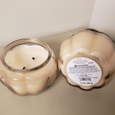 LOT 131B: Pumpkin Decor-Lighted Pumpkins, Candles, Large Framed Canvas & More