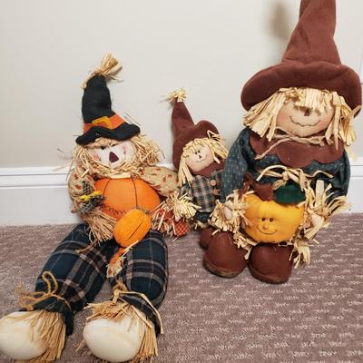LOT 134B: Fall/Halloween Decor-Jack O Lantern, Wreaths, Burlap Banner & More