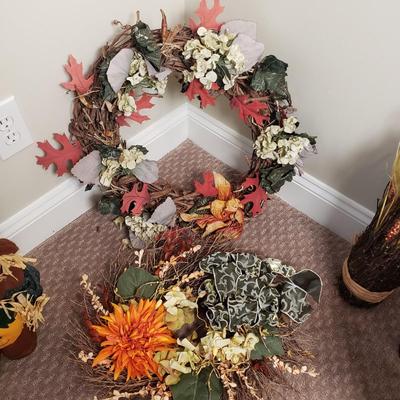 LOT 134B: Fall/Halloween Decor-Jack O Lantern, Wreaths, Burlap Banner & More