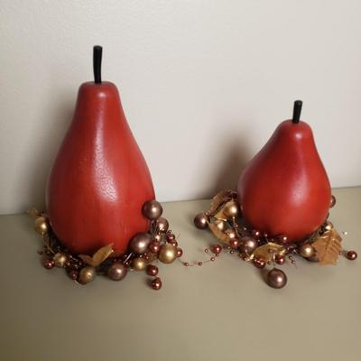 LOT 135B: Large Assortment of Fall Themed Decor; Centerpieces, Floral Arrangements, Candle Holders & More