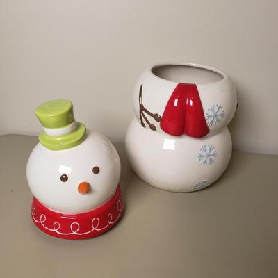 LOT 137B: Ceramic Cookie Jars-Snowman & Christmas Tree