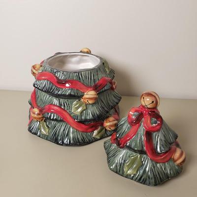 LOT 137B: Ceramic Cookie Jars-Snowman & Christmas Tree