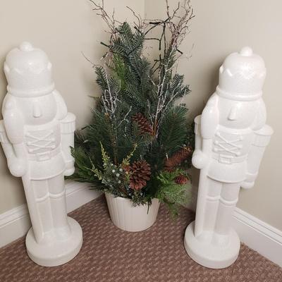LOT 138B: Pair of Glitter Nutcrackers & Artificial Winter Topiary