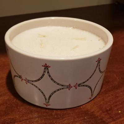 LOT 140B: Decorative Brass/Glass Candle Holders with Assorted Scented Candles