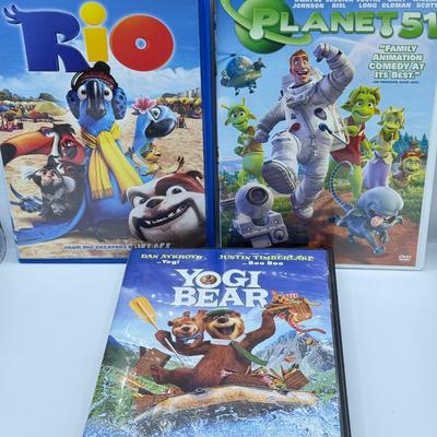 LOT 154F: Kids DVDs: Diary of a Wimpy Kid, Magic School Bus & More