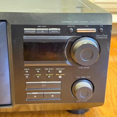 LOT 158L: Sony CD Player Model CDP-CX455