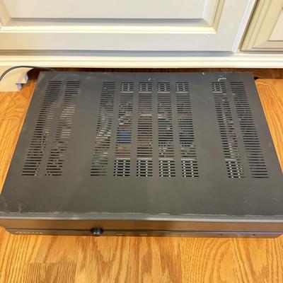 LOT 160L: Sonace Sonamp 260