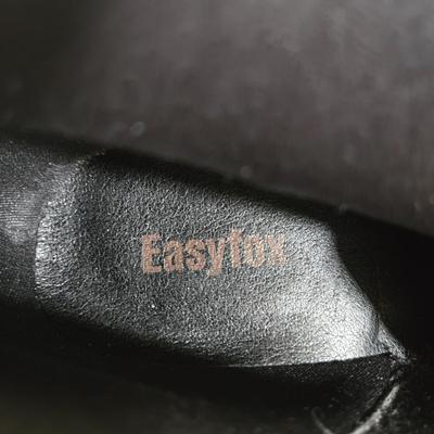 LOT 167W: Black Ladies Boots with Matching Belt