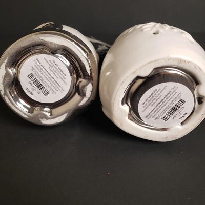 LOT 181B: White & Silver Holiday/Winter Decor; Tea Light Holders & More