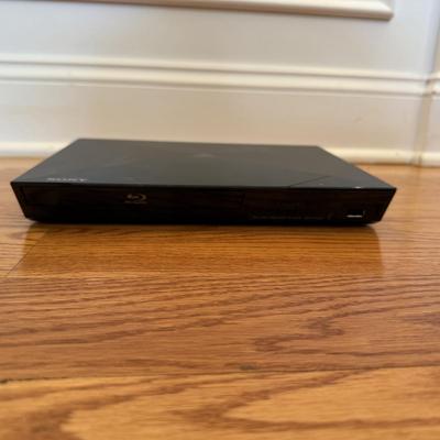 LOT 244K: Sony BluRay/DVD Player Model BDP-S1200