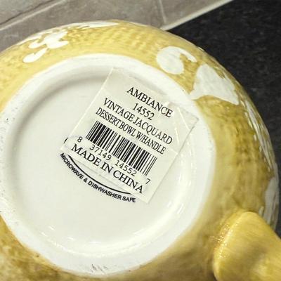 LOT 245K: “Ambiance” Dishware Set