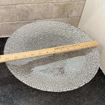 LOT 247K: Two Anchor Hocking Bowls & 2 Cake Stands