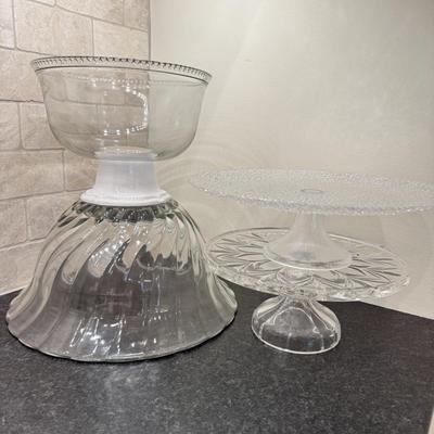 LOT 247K: Two Anchor Hocking Bowls & 2 Cake Stands