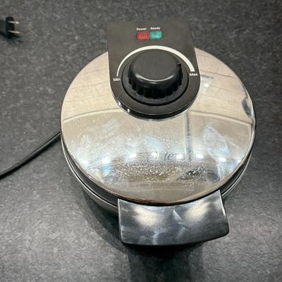 LOT 248K: Crockpot, Waffle Iron & West Bend 30 cup Coffee Maker