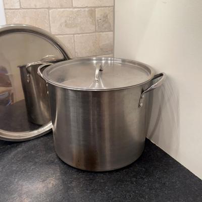 LOT 249K: Bodum Wok, Stainless Steel Stock Pot, Enamel Meat Dish & More