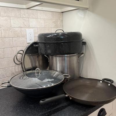 LOT 249K: Bodum Wok, Stainless Steel Stock Pot, Enamel Meat Dish & More