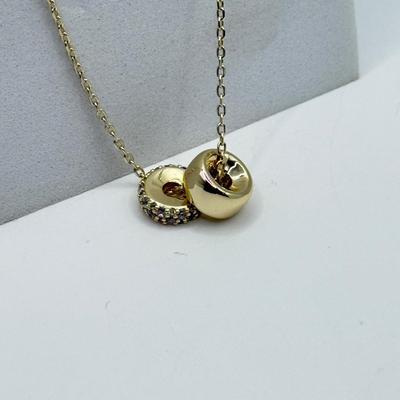 LOT 250J: Necklace & Collection of Earrings