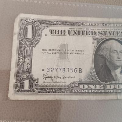 3 SILVER CERTIFICATE DOLLAR BILLS