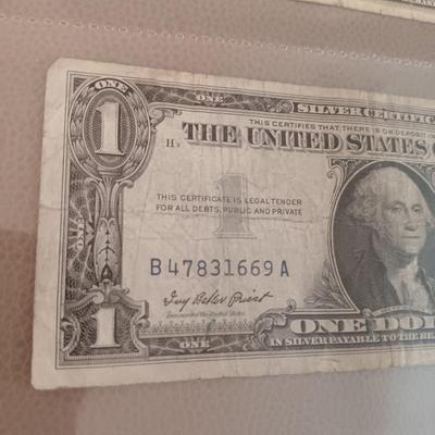 6 SILVER CERTIFICATE DOLLAR BILLS