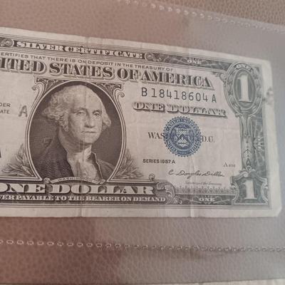 6 SILVER CERTIFICATE DOLLAR BILLS