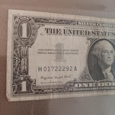 6 SILVER CERTIFICATE DOLLAR BILLS
