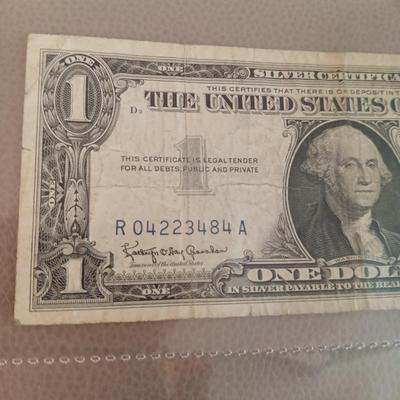 12 SILVER CERTIFICATE DOLLAR BILLS