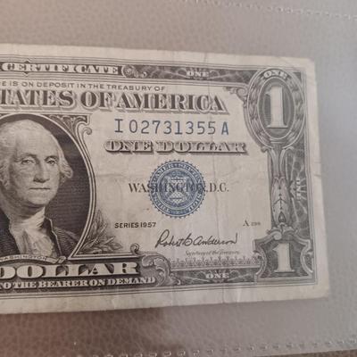 12 SILVER CERTIFICATE DOLLAR BILLS