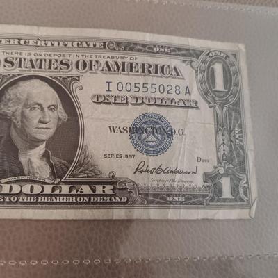12 SILVER CERTIFICATE DOLLAR BILLS