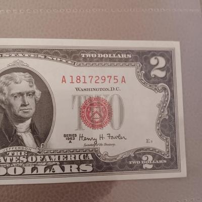 2 PAIRS OF SEQUENTIAL RED SEAL $2 DOLLAR BILLS