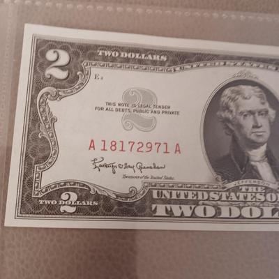 2 PAIRS OF SEQUENTIAL RED SEAL $2 DOLLAR BILLS