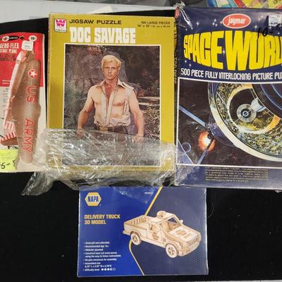 Sale Photo Thumbnail #349: Vintage Puzzles Doc Savage & Spaceworld plus NAPA Delivery truck model
