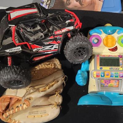Sale Photo Thumbnail #361: Vintage VTech COGSLEY Interactive Learning Robot Tested Working & Polaris Razr toy & Baseball Glove