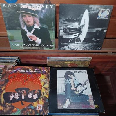 LOT 24: Collection of Unsorted Vintage Records