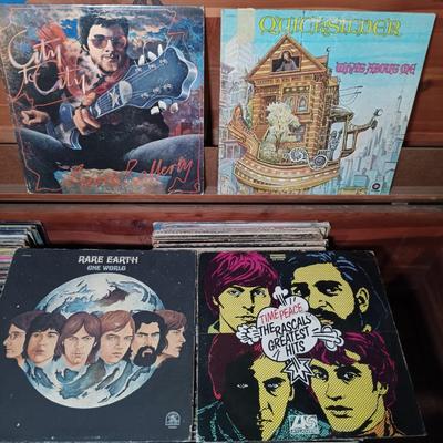 LOT 24: Collection of Unsorted Vintage Records