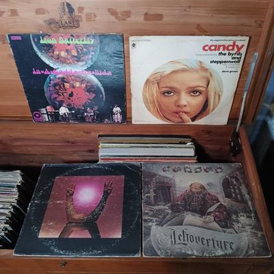 LOT 26: Large Collection of Unsorted LPs