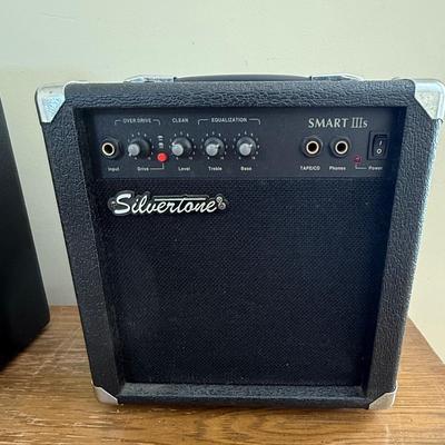 LOT 34: Silvertone Smart IIIs Guitar Amplifier