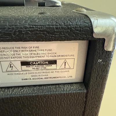 LOT 34: Silvertone Smart IIIs Guitar Amplifier