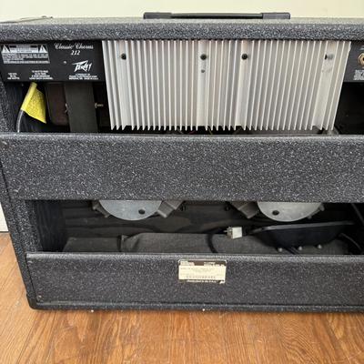 LOT 35: Peavey Classic Chorus 212 Stereo Guitar Amp