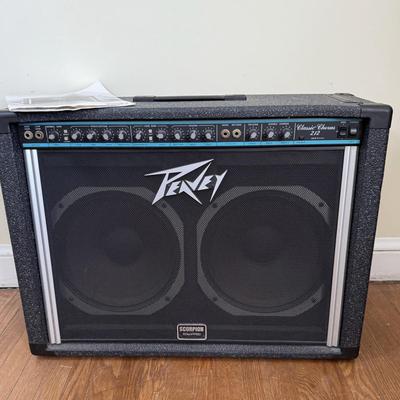 LOT 35: Peavey Classic Chorus 212 Stereo Guitar Amp
