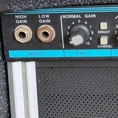 LOT 35: Peavey Classic Chorus 212 Stereo Guitar Amp