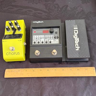 LOT 36: Digitech Element XP Guitar Effects Processor and Fender Starcaster Chorus