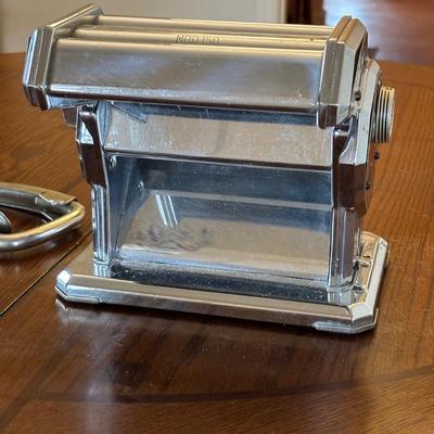 LOT 82: Urania Mod 150 Pasta Maker & Large Floral Ceramic Serving Bowls