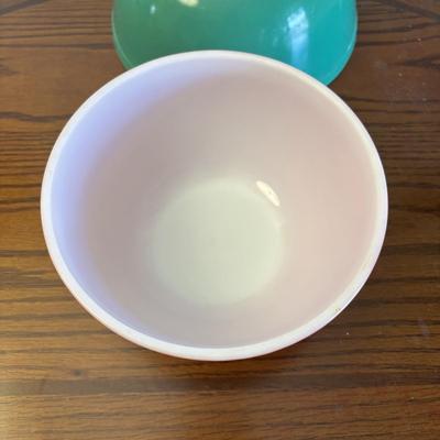 LOT 83: Vintage Fire King Jadeite 7" Bowl along with 2 Primary Color Pyrex Bowls 7" & 8.5"