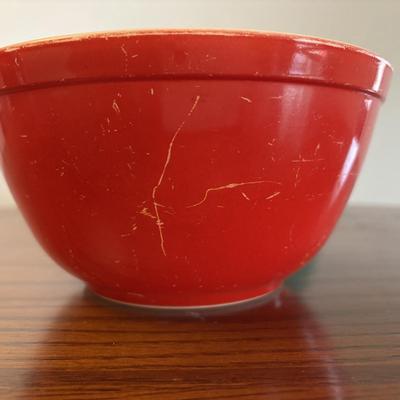 LOT 83: Vintage Fire King Jadeite 7" Bowl along with 2 Primary Color Pyrex Bowls 7" & 8.5"
