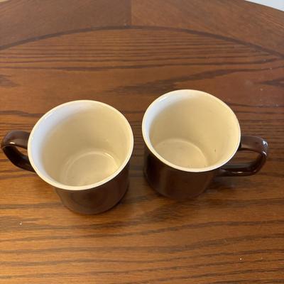 LOT 85: Oster Blender, Hand-Painted Mug,Polka Dot Beverage Glasses, Fountain ware Soda Glasses & More